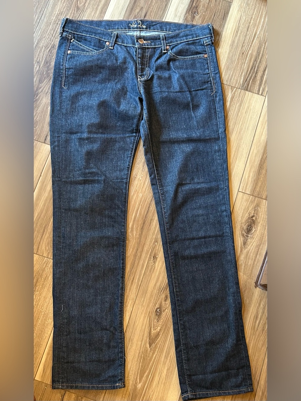 The Diva Dark Blue Straight-Leg Jeans